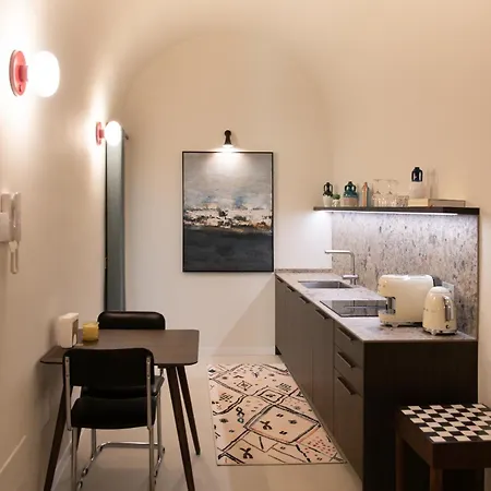 Apartament Brand New 100sqm Designer In The Center Of - By Pausa Bari