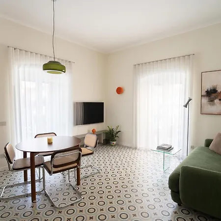 Brand New 100sqm Designer In The Center Of - By Pausa דירה בארי